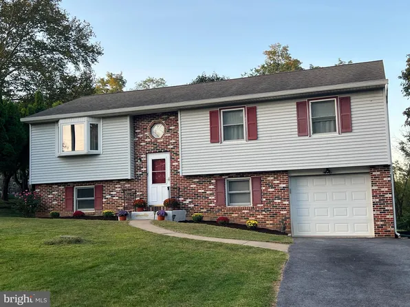 755 William Penn Blvd, Womelsdorf, PA 19567