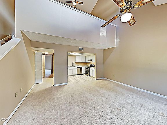 3rd image of 147 Riverside Dr Unit 147