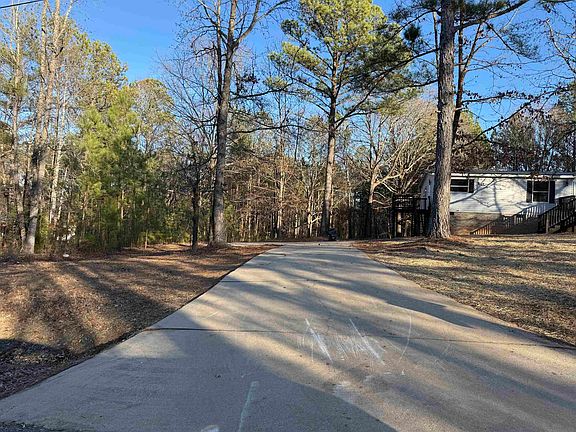 2nd image of 174 Gibson Rd