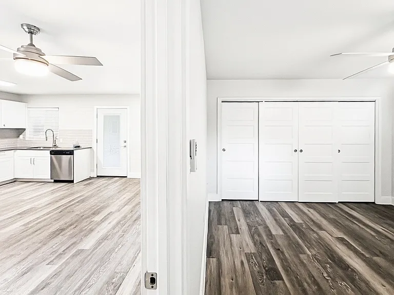 631 N 4th Ave #12 — Photo 3