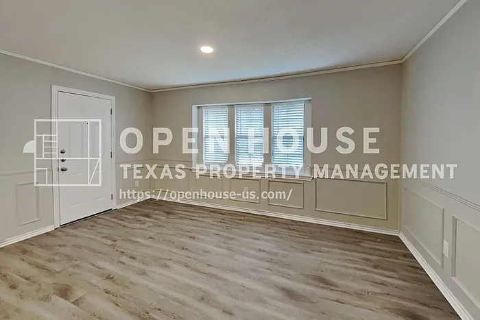 4819 Gaylewood Ct — Photo 6