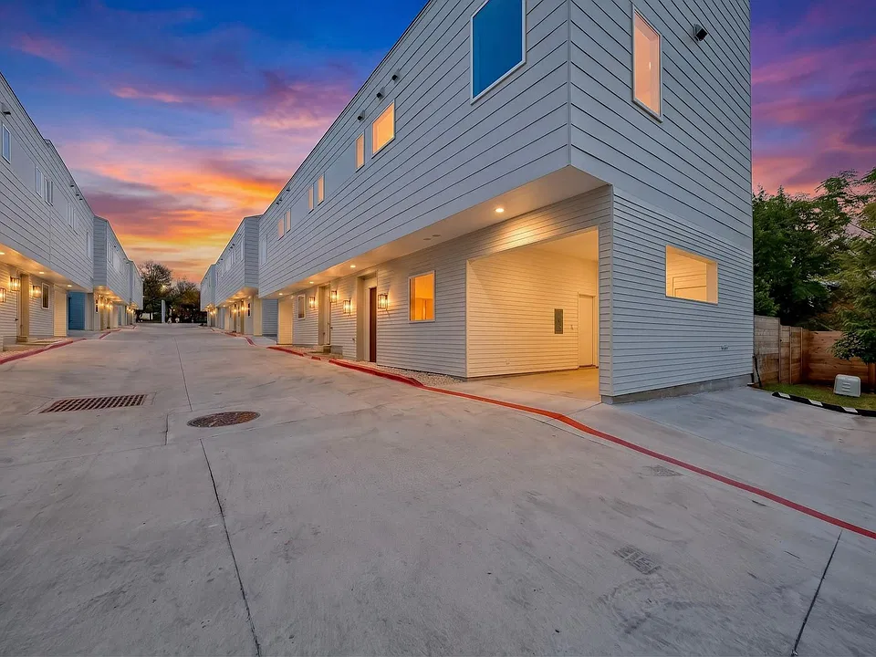 401 N Bluff Dr #8102