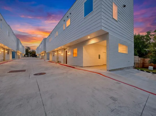 401 N Bluff Dr #8102, Austin, TX 78745