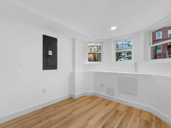 330 Forrest Street image 28 of 33