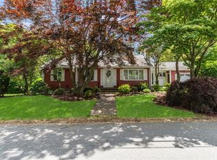 20 Scarborough Rd, Cumberland, RI 02864