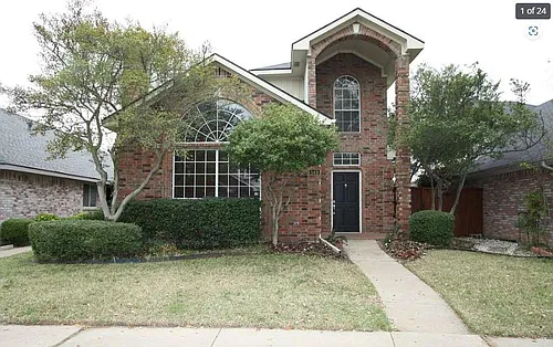 549 Raintree Cir Photo 1