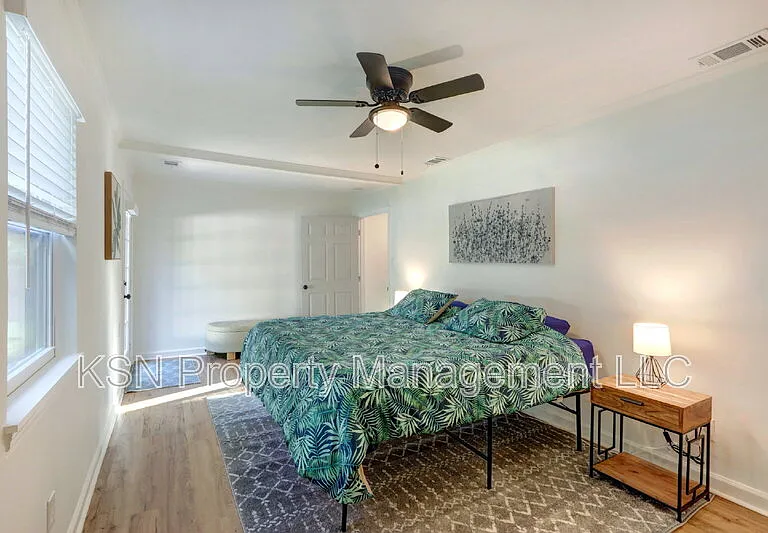 1804 Georgia Ave — Photo 23
