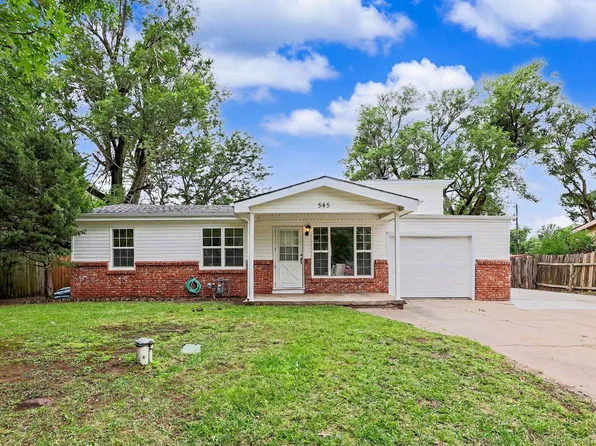 545 S Queen St, Maize, KS 67101