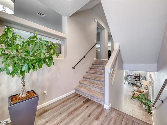 4th image of 11210 Formosa Springs Ct