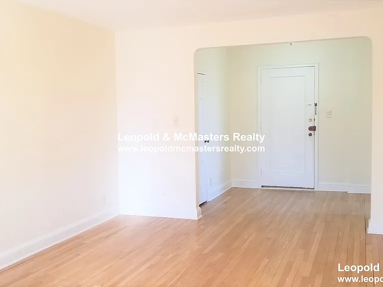 9 Ware St #2 — Photo 2