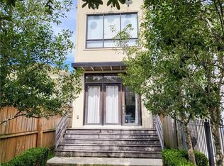 4621 Chestnut St, New Orleans, LA 70115