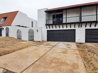 6106 S Lakewood Ave, Tulsa, OK 74136