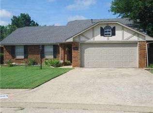 1004 Garden Grv, Yukon, OK 73099