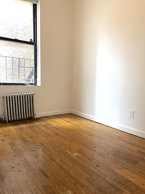 Rented by REAL New York | media 21