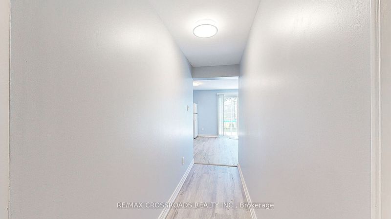 Ajax House for rent - 2 Bedrooms — photo 6