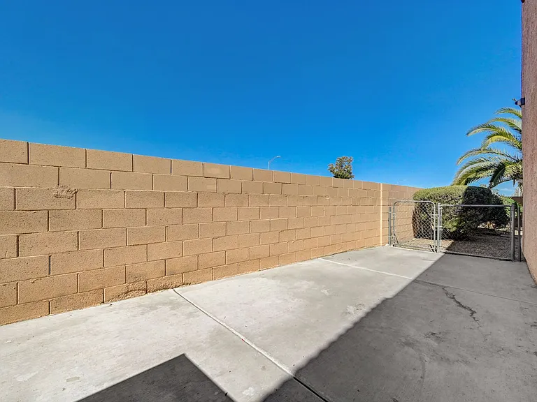 3949 Rhine Way — Photo 57