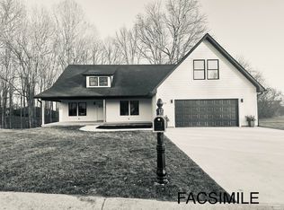 488 Cedar View Ln, Bedford, IN 47421