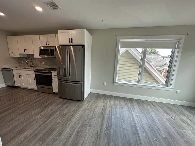 200-204 Old Colony Ave #303D — Photo 5