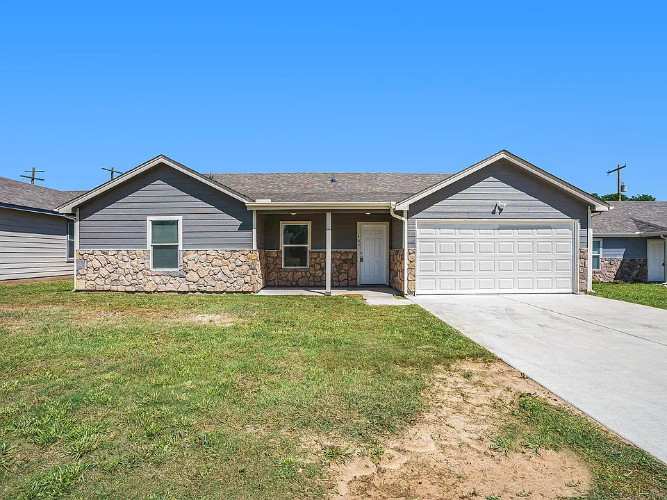 405 Whitney Ct