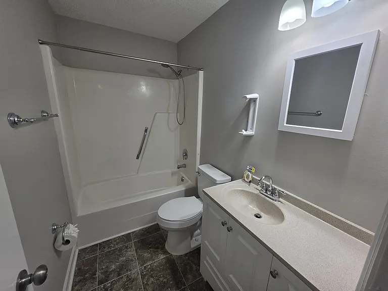 3622 Colchester St #8 — Photo 6