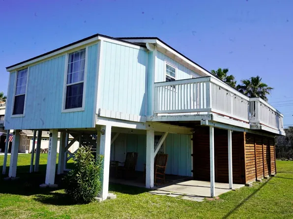 4027 Surf Dr, Galveston, TX 77554