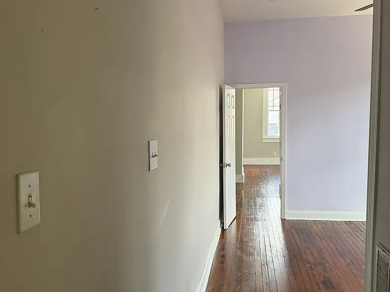 2026 Peniston St — Photo 11
