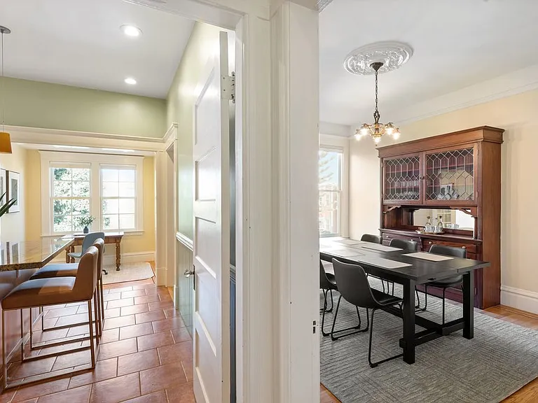 73 Sharon St — Photo 16