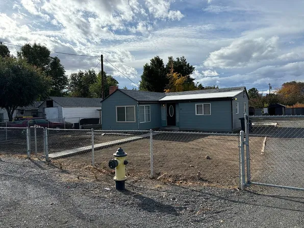 1502 S 16th St, Yakima, WA 98901