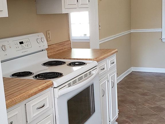 kitchen with self cleaning oven