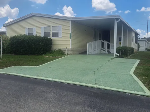 39645 Keiths Cir, Zephyrhills, FL 33542