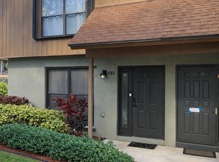 818 Sandtree Dr, Palm Beach Gardens, FL 33403