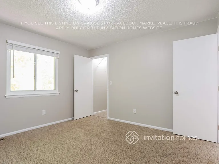 19495 E Nassau Dr — Photo 9