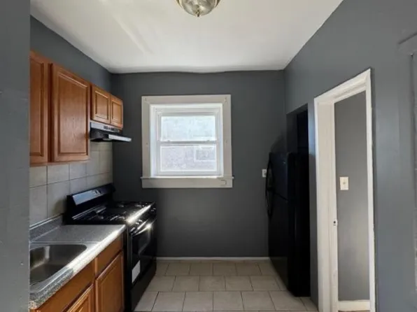 222 Roseville Ave #403, Newark, NJ 07107