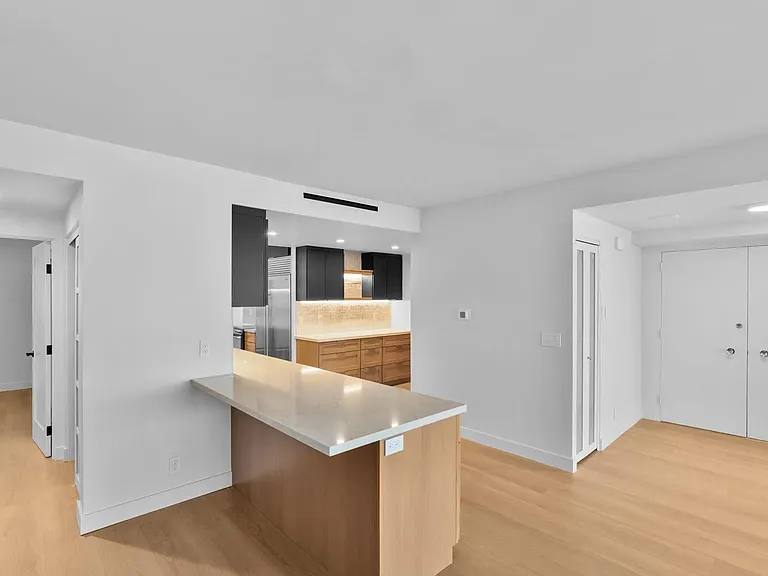 939 Coast Blvd #6F — Photo 18