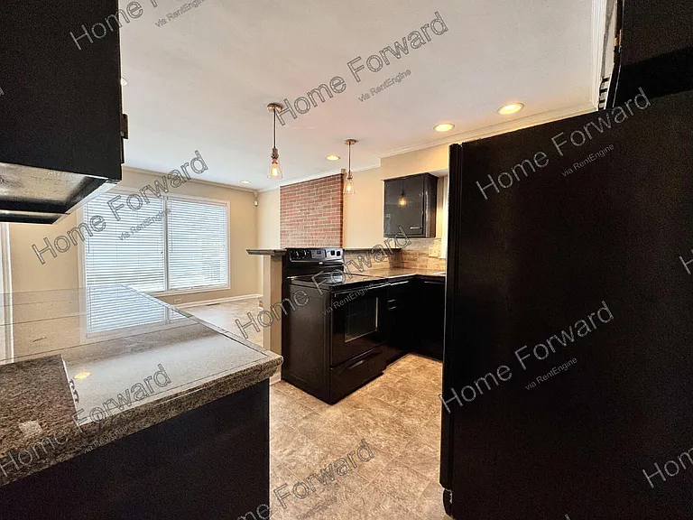 708 Mount Vernon Dr — Photo 15