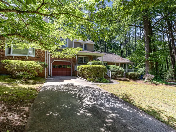 1015 Boathouse Ct, Raleigh, NC 27615