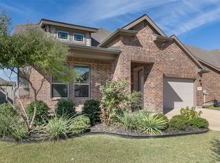 1609 Canary Ln, Roanoke, TX 76226