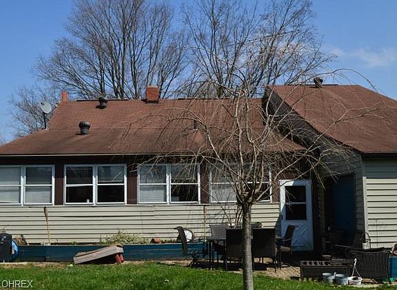 5th image of 139 East St