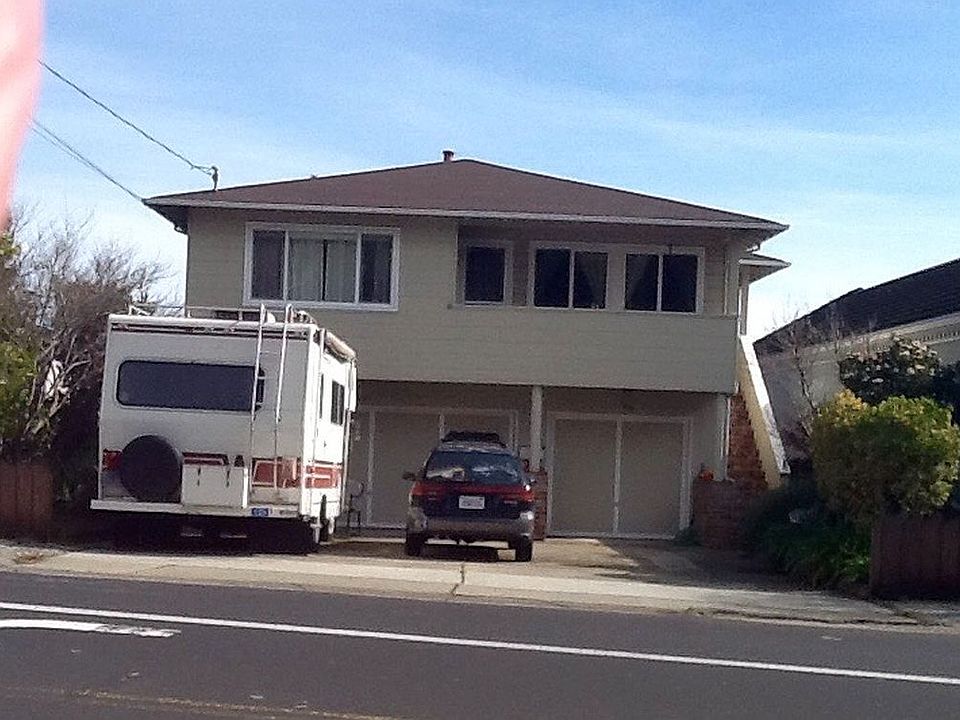 1st image of 907 Alameda De Las Pulgas