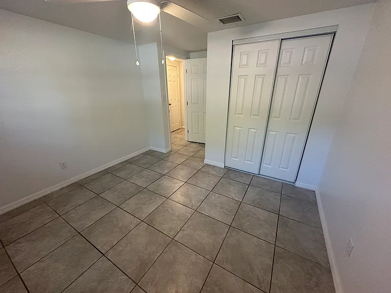 5901 Plaza View Dr #5901 — Photo 8