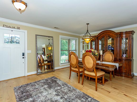 5th image of 2914 Hamilton Rd