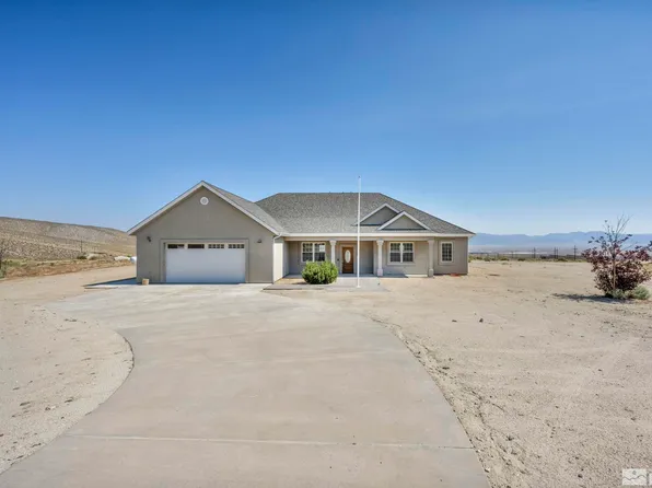 10 Spanish Springs Rd, Hawthorne, NV 89415