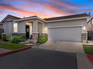 402 Dragonfly Cir, Sacramento, CA 95834