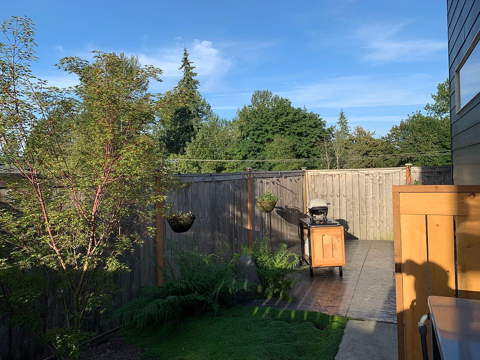 2nd image of 15807 13th Ave W