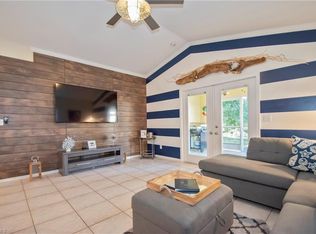 691 102nd Ave N, Naples, FL 34108