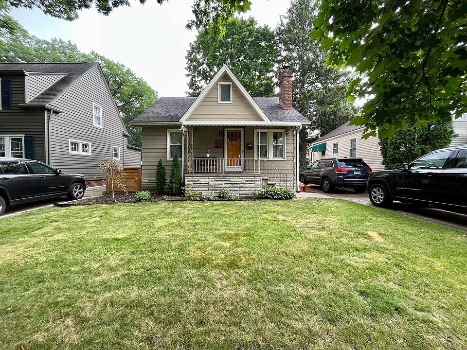 1st image of 755 W Breckenridge St