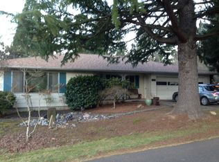 10531 SW 57th Pl, Portland, OR 97219