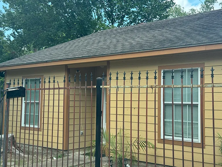 1413 Miller St — Photo 16