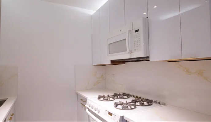 Rented by Oxford Property Group | media 9