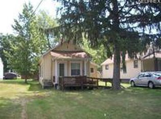 311 S Leavitt Rd, Leavittsburg, OH 44430